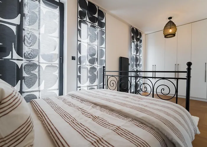 Liberty شقة توزلا